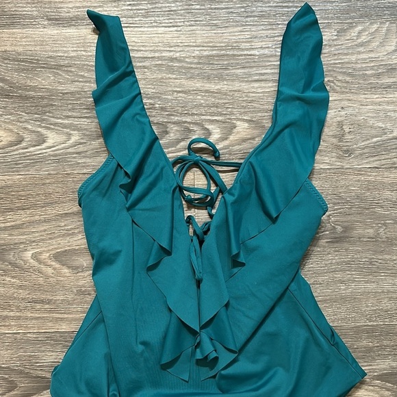 Becca Medium Green Socialite Ruffle One Piece Plunge Swimsuit Bathing Suit - Picture 5 of 11